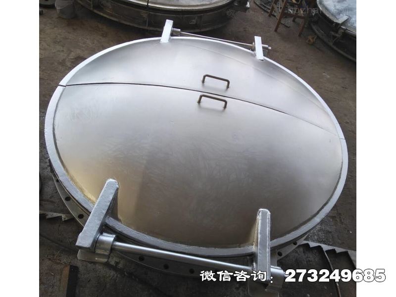 双开式不锈钢拍门针对市政泵站、污水处理厂大流量排水设计，双扇结构启闭平稳，适配DN500以上大口径管道。采用304/316L材质，耐腐蚀性能强。支持电动驱动或手动控制，适配复杂工况。厂家提供按图定制、流量平衡计算及安装调试服务，确保大流量系统高效运行。